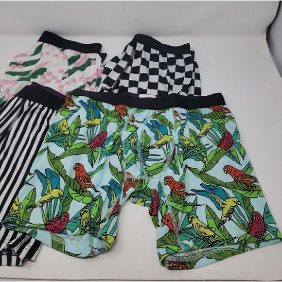 NEW MeUndies Lot of 4 Boxer Briefs/trunks Underwear Mens Size Medium - Picture 2 of 3